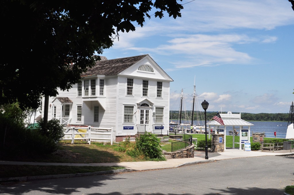 Connecticut River Museum 